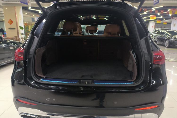 Used Mercedes-Benz GLC 2023 GLC 300 L 4MATIC Dynamic Edition 5-seater Trunk