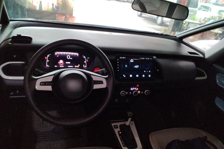 Used Honda Fit 2021 1.5L CVT Trend Edition Center Console