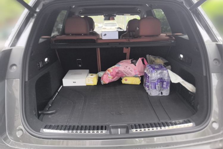 Used Li Auto L7 2023 Pro Model Trunk