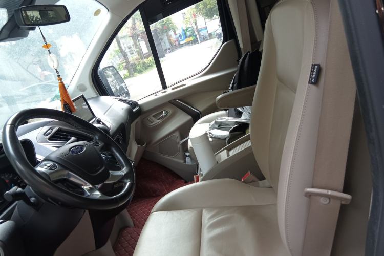 Used Ford Tourneo Custom 2017 2.0T Automatic Elite Edition Left Front Seat