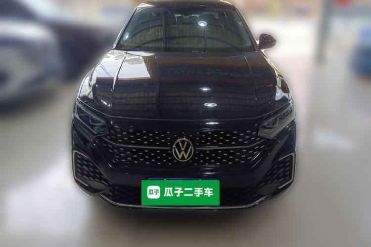 Used Volkswagen Passat 2023 Restyled 330TSI Starry Luxury Edition Front