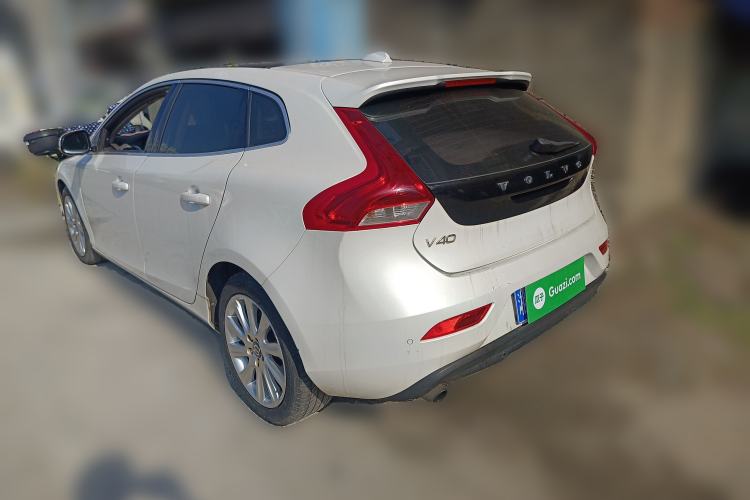 Used Volvo V40 2014 2.0T Zhiya Edition