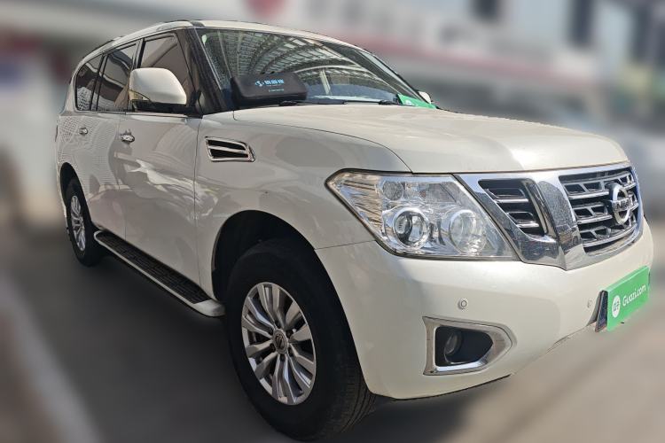 Used Nissan Patrol 2018 4.0L LinkedIn Edition Front Right 45 Deg