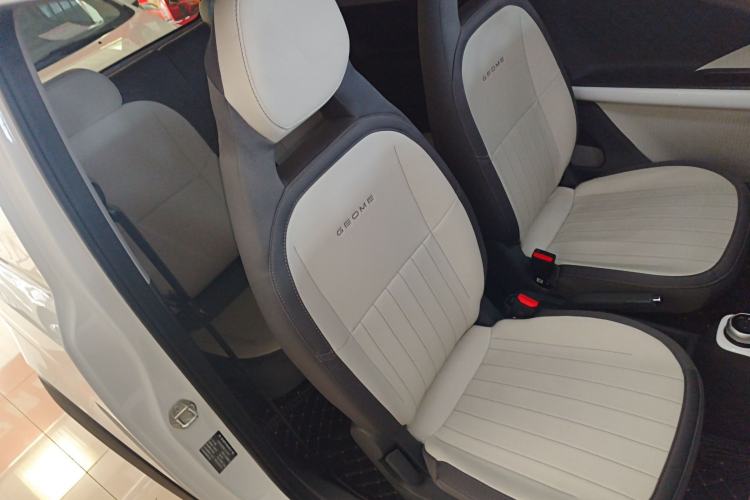 Used Geely Galaxy Panda 2025 210km Panda Kart Right Front Seat