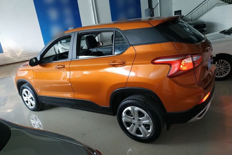 Used Baojun 510 2017 1.5L manual Comfort trim