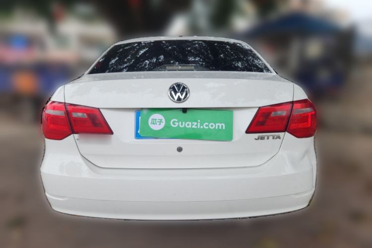 Used Volkswagen Jetta 2013 1.6L Manual Fashion Edition
