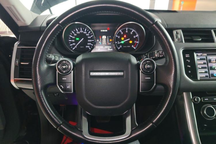 Used Land Rover Range Sport 2014 3.0 SC V6 HSE Steering Wheel