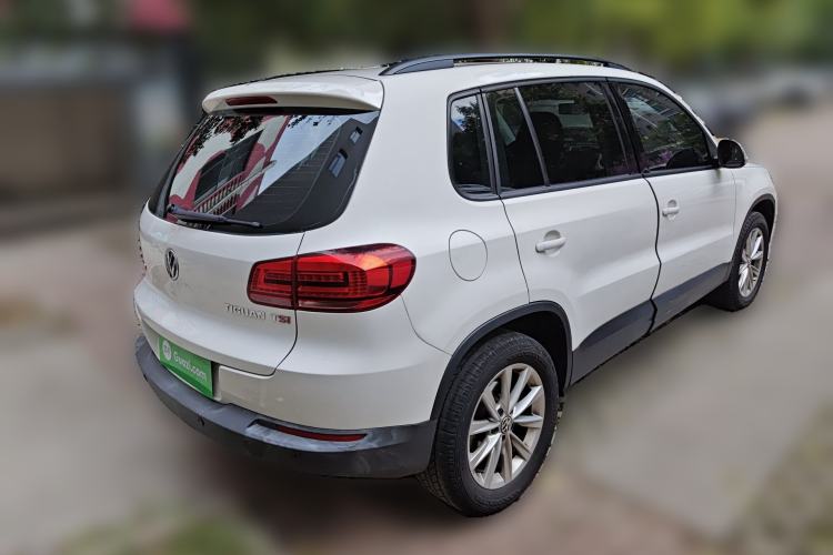 Used Volkswagen Tiguan 2015 1.8TSI Automatic Two-Wheel Drive Comfort Edition Rear Right 45 Deg