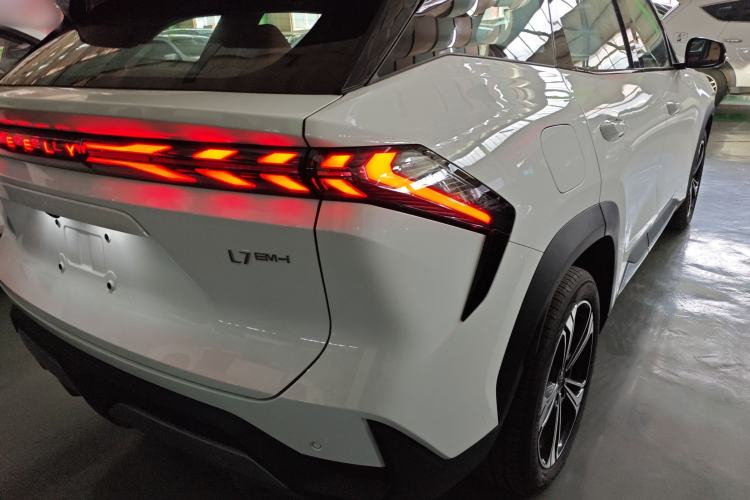 Used Geely Galaxy L7 2025 EM-i 115km Exploration+ Edition
