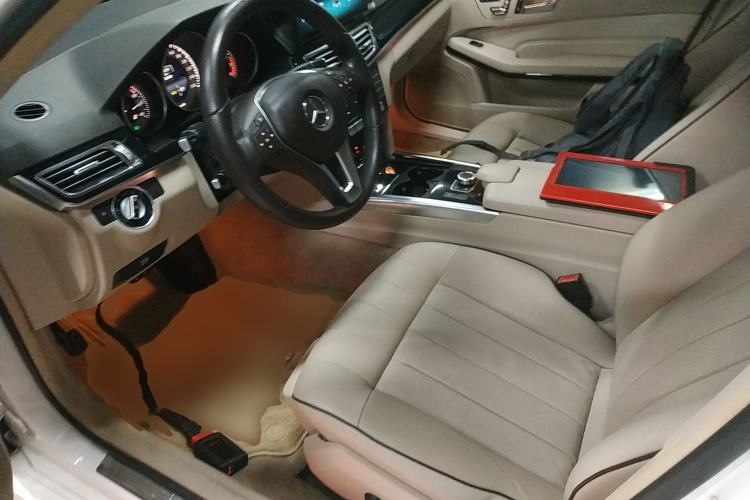 Used Mercedes-Benz E-Class 2015 Facelift E 200 L