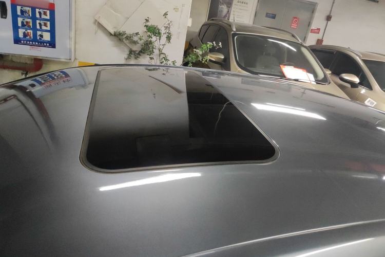 Used Roewe i6 MAX 2020 300TGI Automatic "Swell Cool Smart Drive" Edition Roof