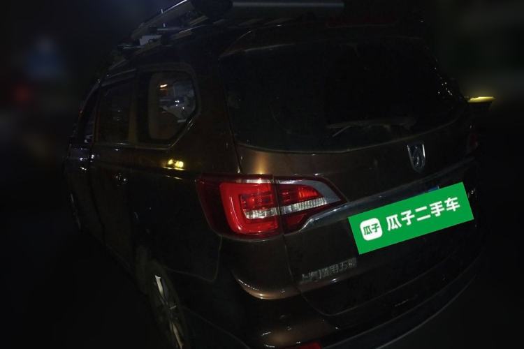 Used Baojun 730 2015 1.8L Manual Luxury Navigation ESP Version 7-seater
