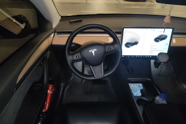 Used Tesla Model Y 2022 Rear-Wheel-Drive Version
