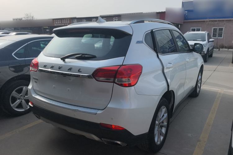 Used Haval H2 2017 Blue Label 1.5T Manual Two-Wheel Drive Luxury Model