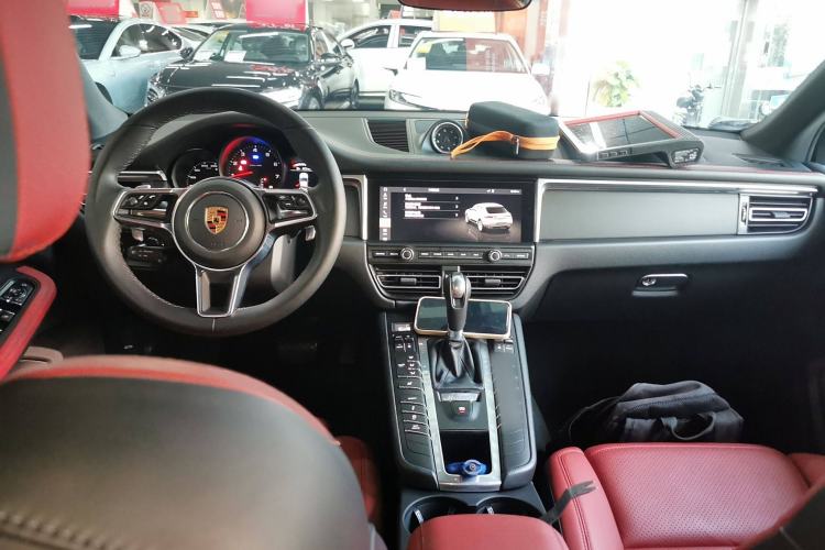 Used Porsche Macan 2018 Macan 2.0T