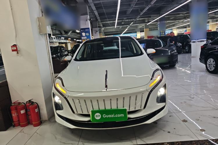 Used Hongqi E-QM5 2022 431 km Charge & Enjoy Edition