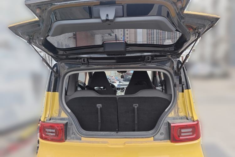 Used Wuling Hongguang MINIEV 2021 Macaron Premium Model – Lithium Iron Phosphate