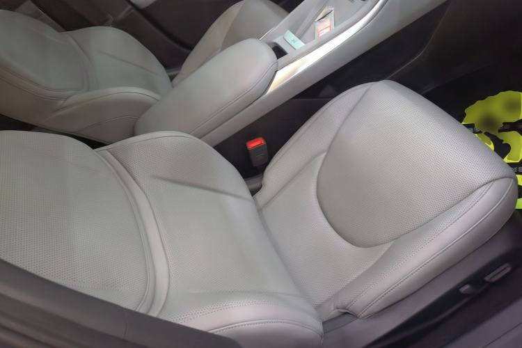 Used XPeng MONA M03 2025 620 Ultra-Long Range Plus Right Front Seat