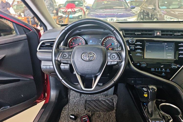 Used Toyota Camry 2018 2.0S FENGSHANG Edition
