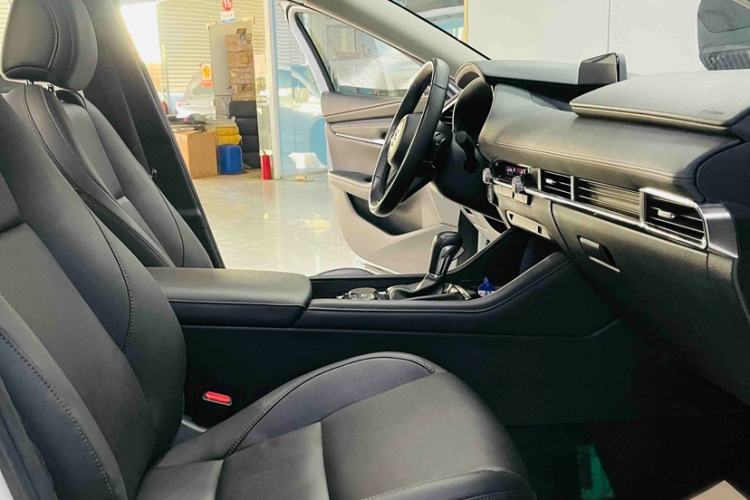 Used Mazda Mazda 3 Axela 2023 2.0L Automatic ZhiZhen Edition
