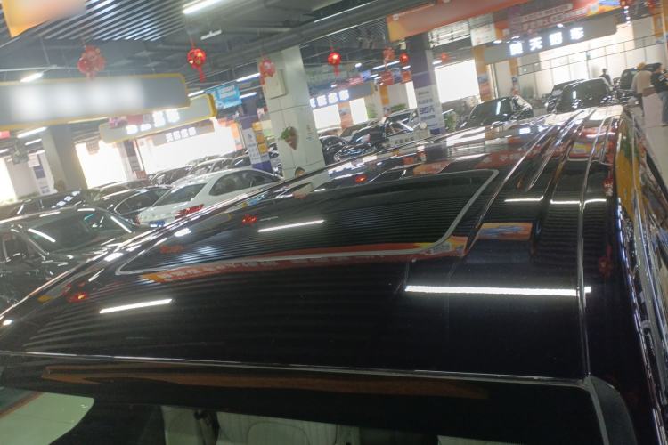 Used VOYAH Dream 2025 PHEV Four-Wheel-Drive Flagship Kunpeng Edition Roof