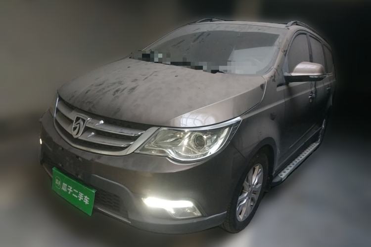 Used Baojun 730 2014 1.5L Manual Luxury Navigation ESP Version 7 Seats