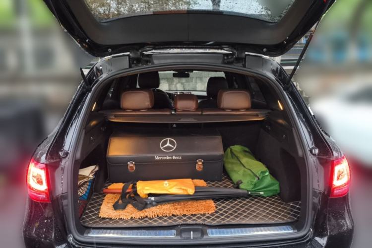 Used Mercedes-Benz GLC 2021 GLC 260 L 4MATIC Dynamic Edition Trunk