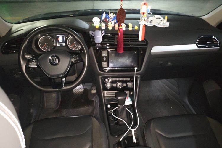 Used Volkswagen Tiguan L 2019 330TSI Automatic Two-Wheel Drive Smart Luxury Version China V Emission Standard