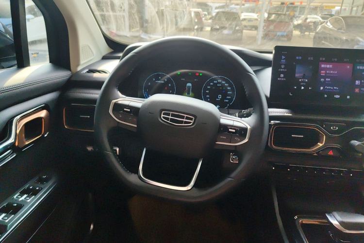 Used Geely Auto Haoyue 2022 1.8TD DCT Black Gold Limited Edition 7-Seater
