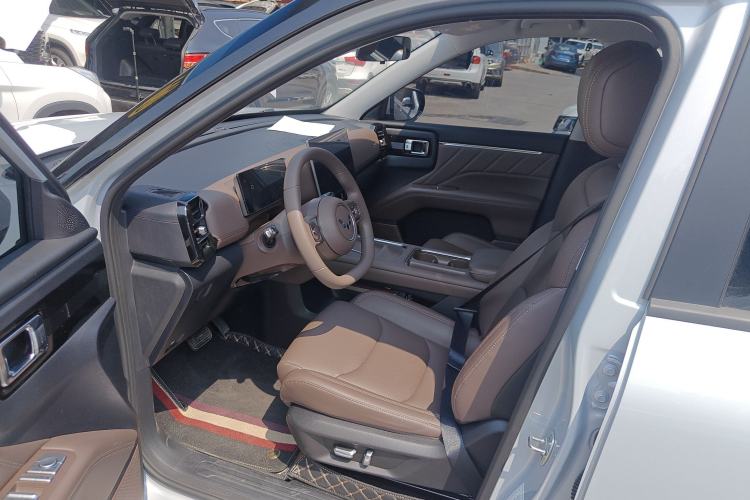 Used Wuling Xingguang 560 New Energy 2026 Model, Pure Electric, 500 km, Luxury Version Left Front Seat