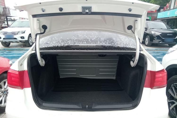 Used Volkswagen Santana 2021 1.5L Manual Fashion Edition Trunk
