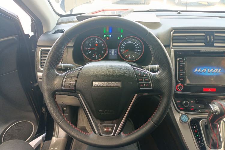 Used Haval H6 2015 Sport Edition 1.5T Automatic Two-Wheel Drive Luxury Model