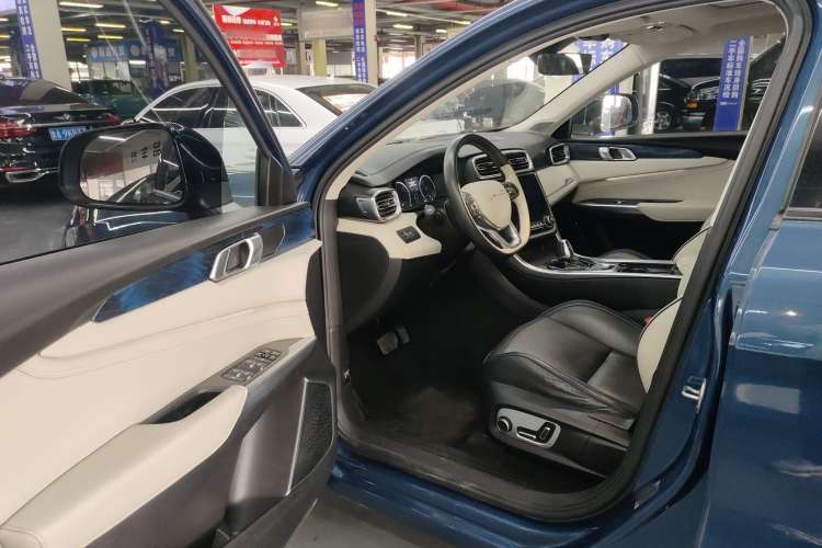 Used Lynk & Co 01 2017 2.0T Two-Wheel Drive Zhaopu Version