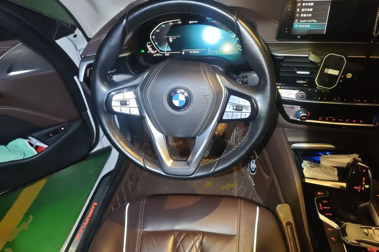 Used BMW 5 Series New Energy 2020 530Le Luxury Package
