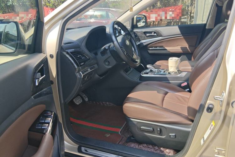 Used BYD Tang New Energy 2015 2.0T Four-Wheel-Drive Flagship Model
