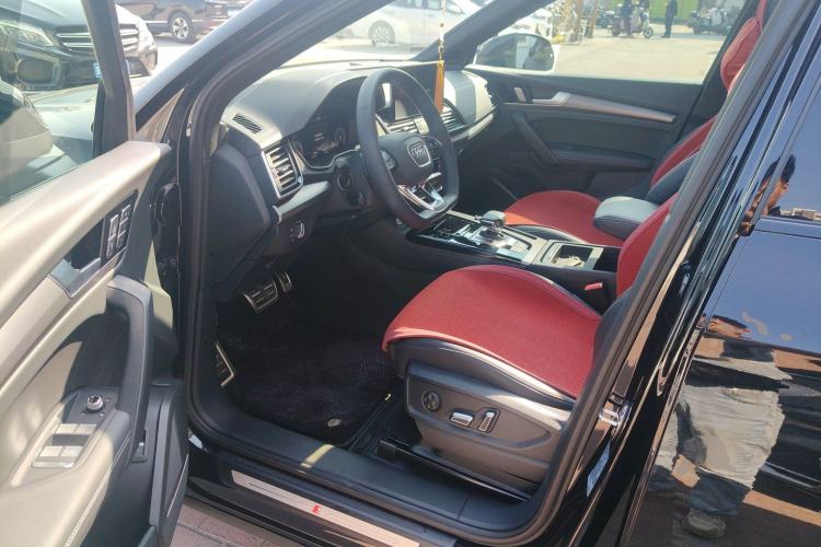 Used Audi Q5L 2025 quattro 45th Anniversary Edition 45 TFSI Luxury Dynamic Model
