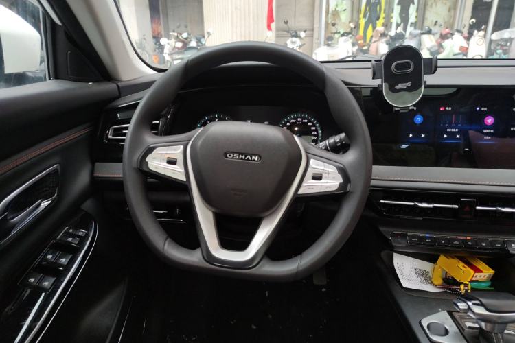 Used CHANGAN OSHAN X7 PLUS 2022 1.5T Blue Whale Edition Automatic Luxury 7-Seater
