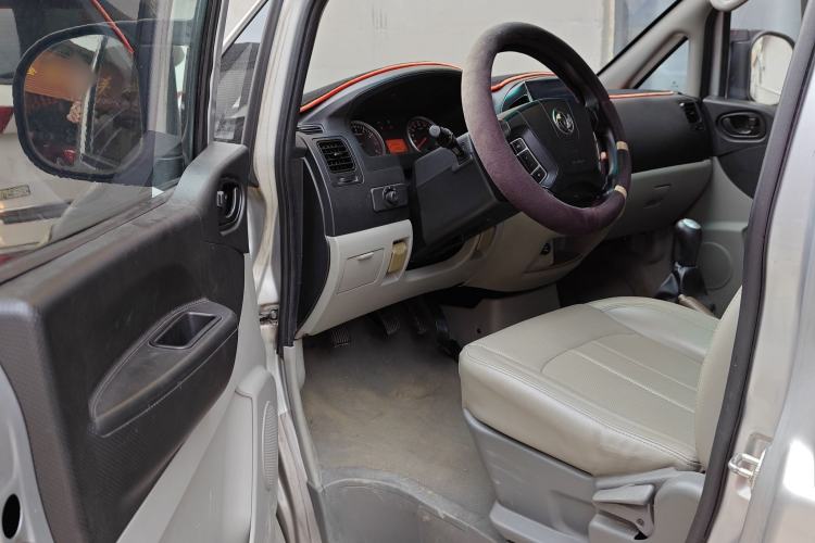 Used FORTHING Lingzhi 2016 M3 1.6L 7-Seater Luxury Model China V Standard