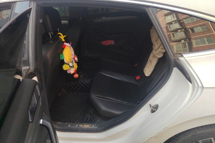 Used Volkswagen FAW-Volkswagen CC 2020 330TSI Glamour Edition China VI Standard Left Rear Seat