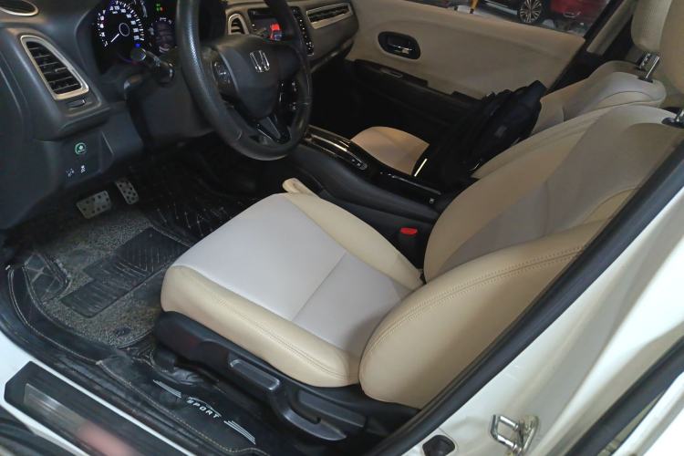 Used Honda Vezel 2015 1.5L CVT two-wheel drive Comfort trim Left Front Seat