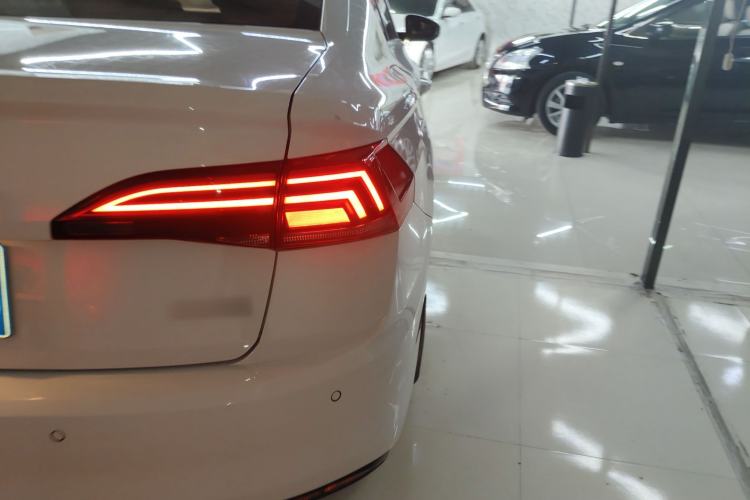 Used Volkswagen Bora 2020 1.5L Automatic Fashion Edition
