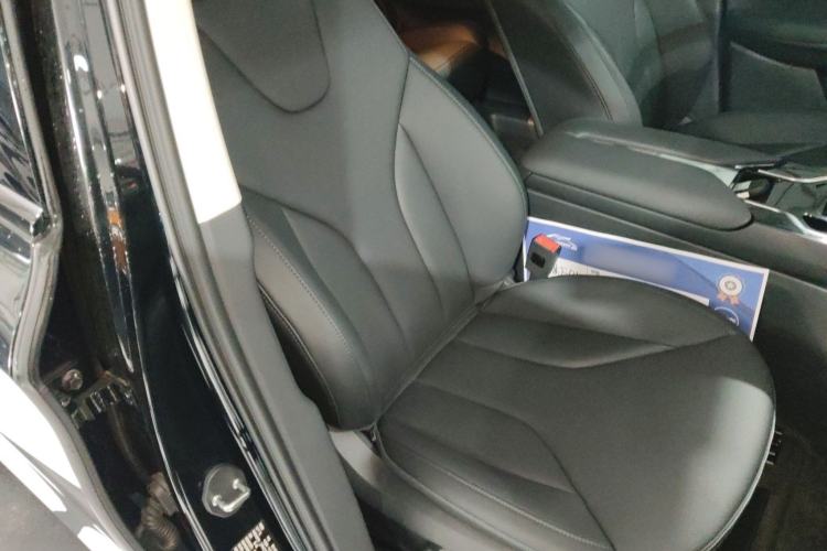 Used Hongqi E-QM5 2023 Revised Version Basic Travel Edition
