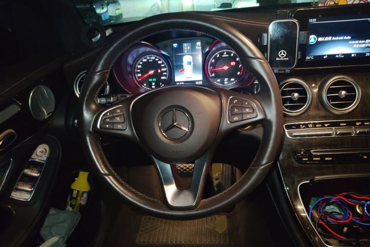 Used Mercedes-Benz GLC 2018 GLC 260 4MATIC Luxury Model