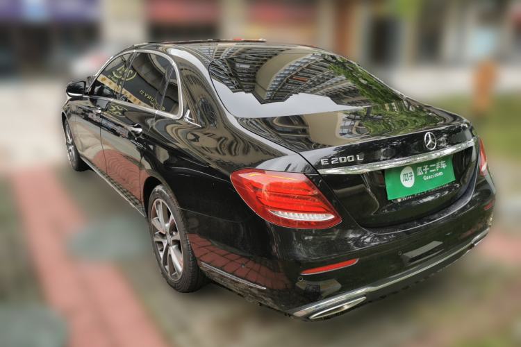 Used Mercedes-Benz E-Class 2016 E 200 L
