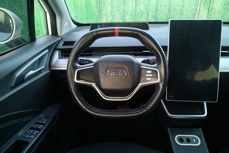 Used NETA V 2021 Standard Range Entertainment Version – Upgraded Model