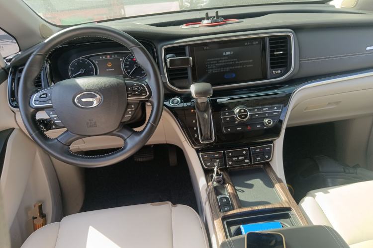 Used GAC Trumpchi M8 2018 320T Luxury Edition
