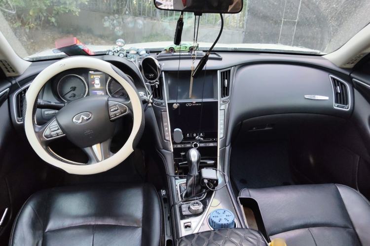 Used Infiniti Q50 2014 2.0T Comfort Edition