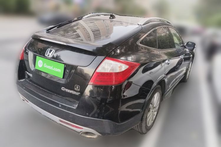 Used Honda Crosstour 2014 2.4L Luxury Edition Rear Right 45 Deg