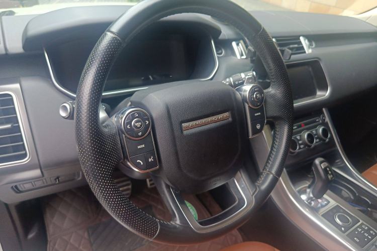 Used Land Rover Range Sport 
