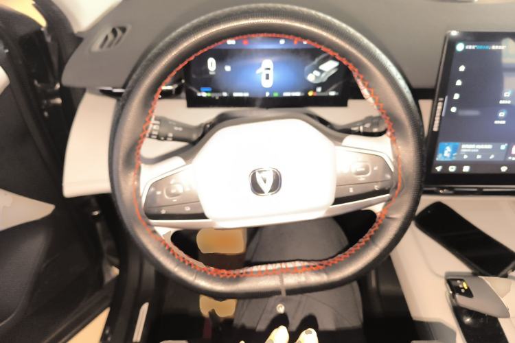 Used CHANGAN UNI-Z New Energy 2024 Blue Whale Smart Electric iDD 125km Beyond Edition
